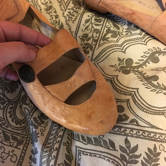 RARE  Jeffrey Campbell Pink Leather Flats - Picture 3 of 5